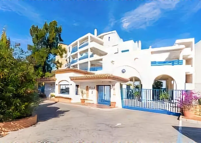 Residencial La Duquesa Suites Golf & Gardens